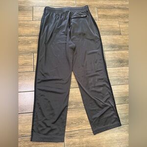 Southpole Athletic Active Pants Sz XL Gray  Black  Side Stripes Elastic Waist